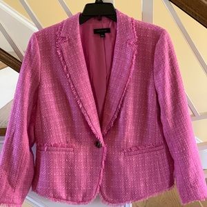 Ann Taylor blazer size 6 - never worn